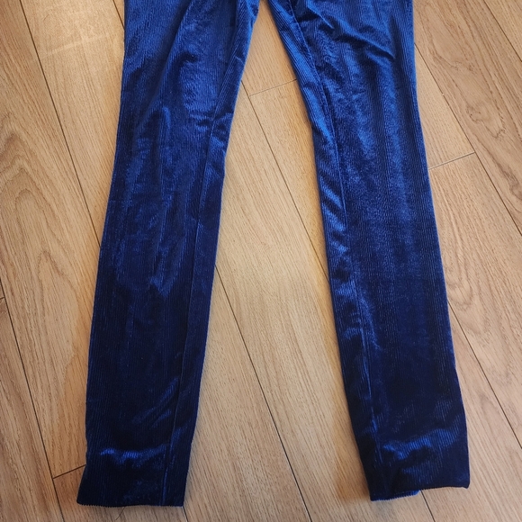 Lovers + Friends Velvet Leggings - Picture 4 of 11